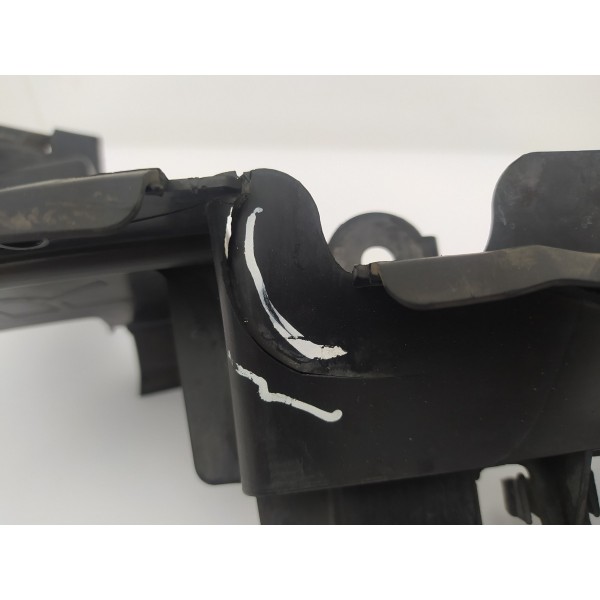 Defletor Radiador Direito Ford Focus 2016 F1eb8338ab Detalhe