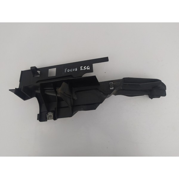 Suporte Guia Churrasqueira Esquerdo Ford Focus 2016