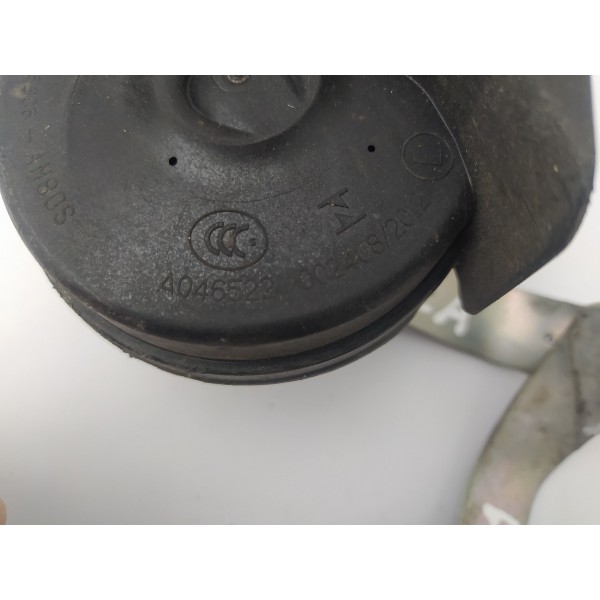 Par De Buzina Mercedes Gla 2015