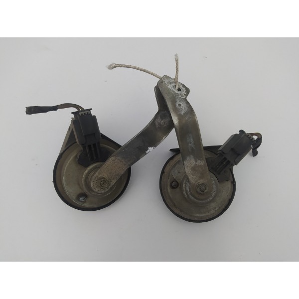 Par De Buzina Mercedes Gla 2015