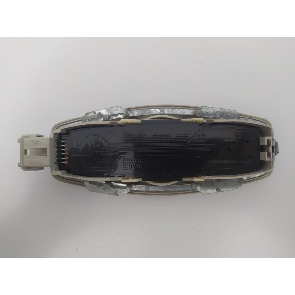 Luz Cortesia Ford Focus Titanium 2016