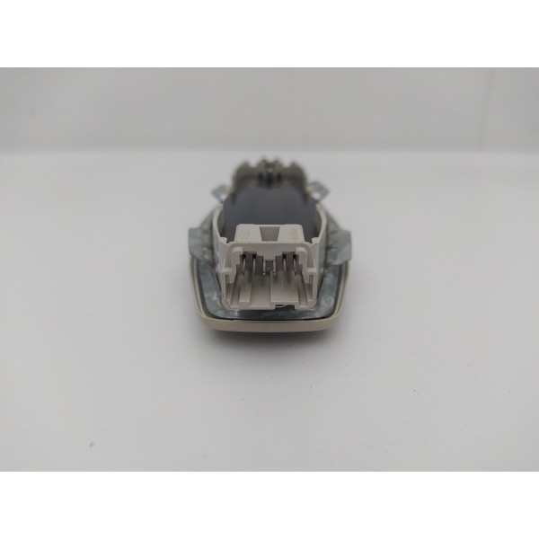 Luz Cortesia Ford Focus Titanium 2016