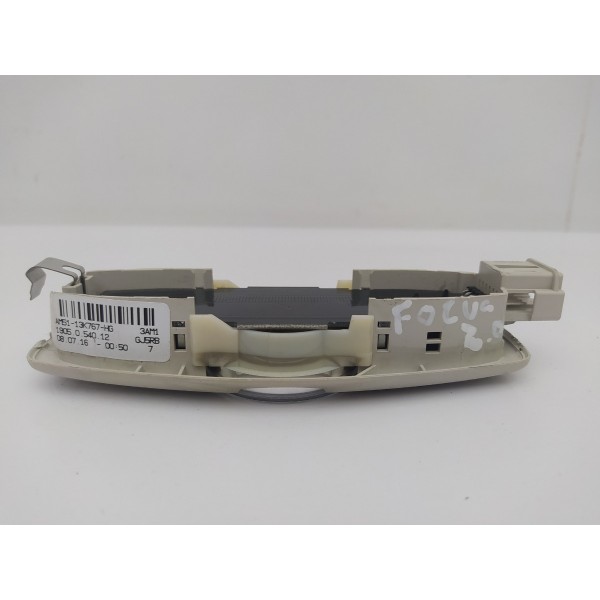 Luz Cortesia Ford Focus Titanium 2016