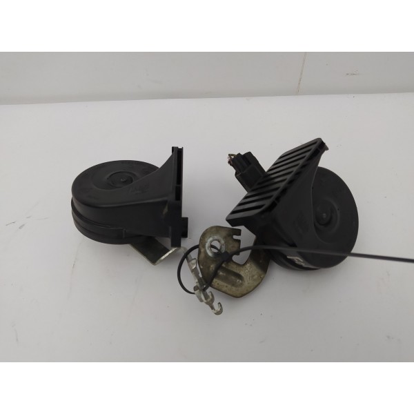 Par Buzina Caracol Ford Focus 2016