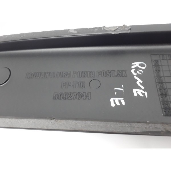 Moldura Porta Traseira Esquerda Jeep Renegade 2018